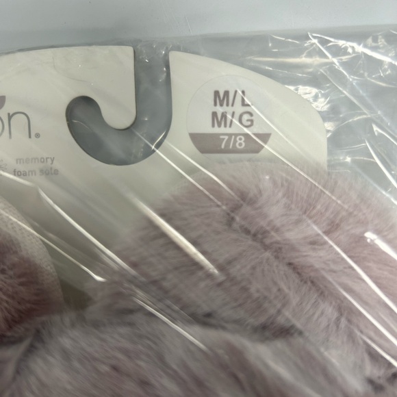 Lemon Watercolor Faux Fur Slides - Picture 6 of 6